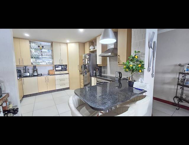 3 BEDROOM SECTIONAL TITLE FOR SALE IN SIMBITHI ECO ESTATE
